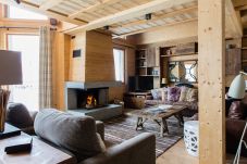 Chalet le Favre a un poêle à bois pour les soirées d'hiver