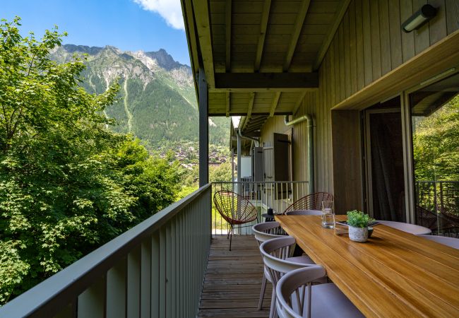 Vue sur le Brévent depuis le balcon Vue sur le Brévent depuis le balcon