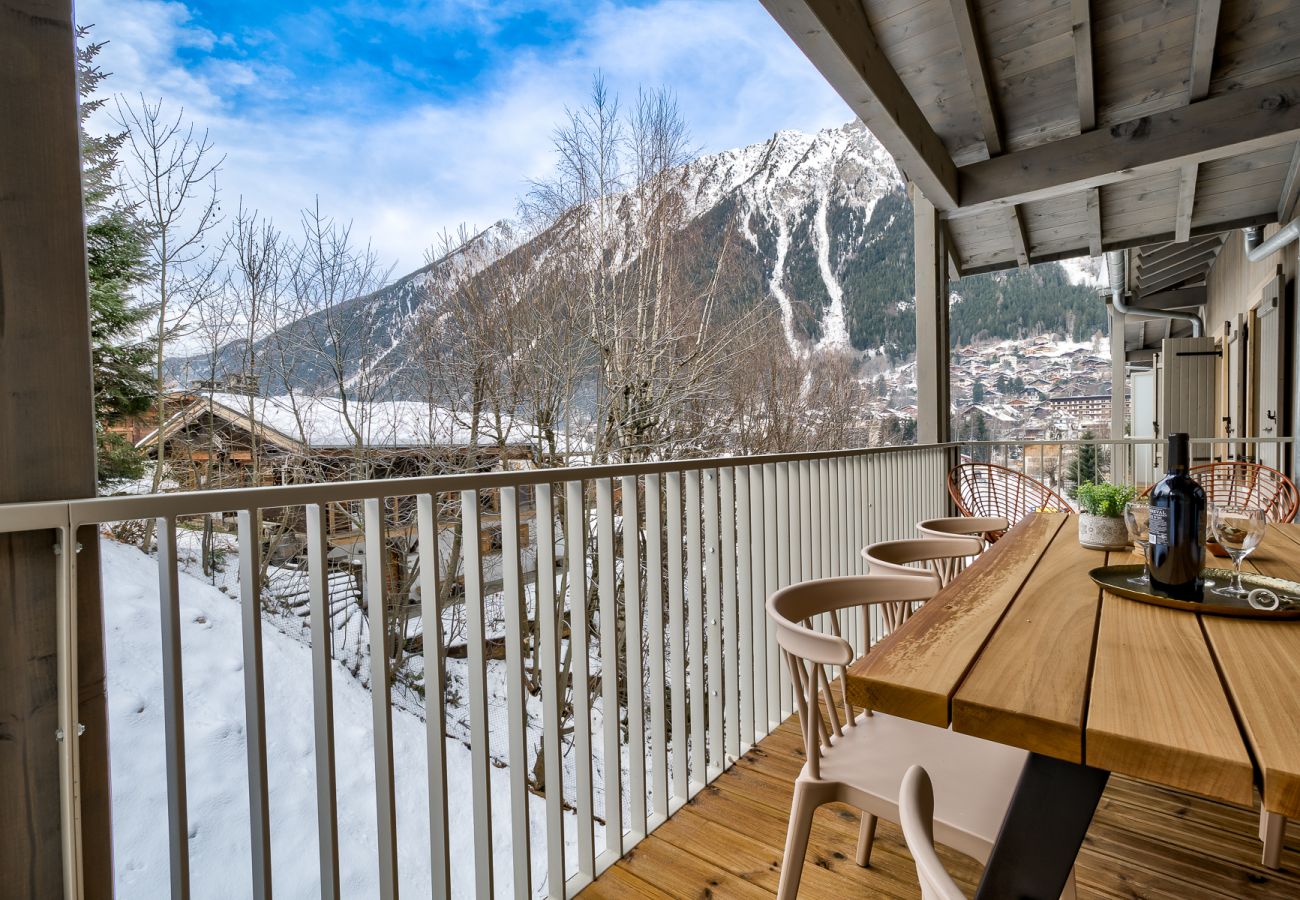 Vue sur les montagnes White Pearl A32 a une vue sur les montagnes