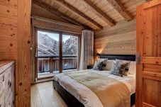 Chalet Capricorne has 5 bedrooms in total