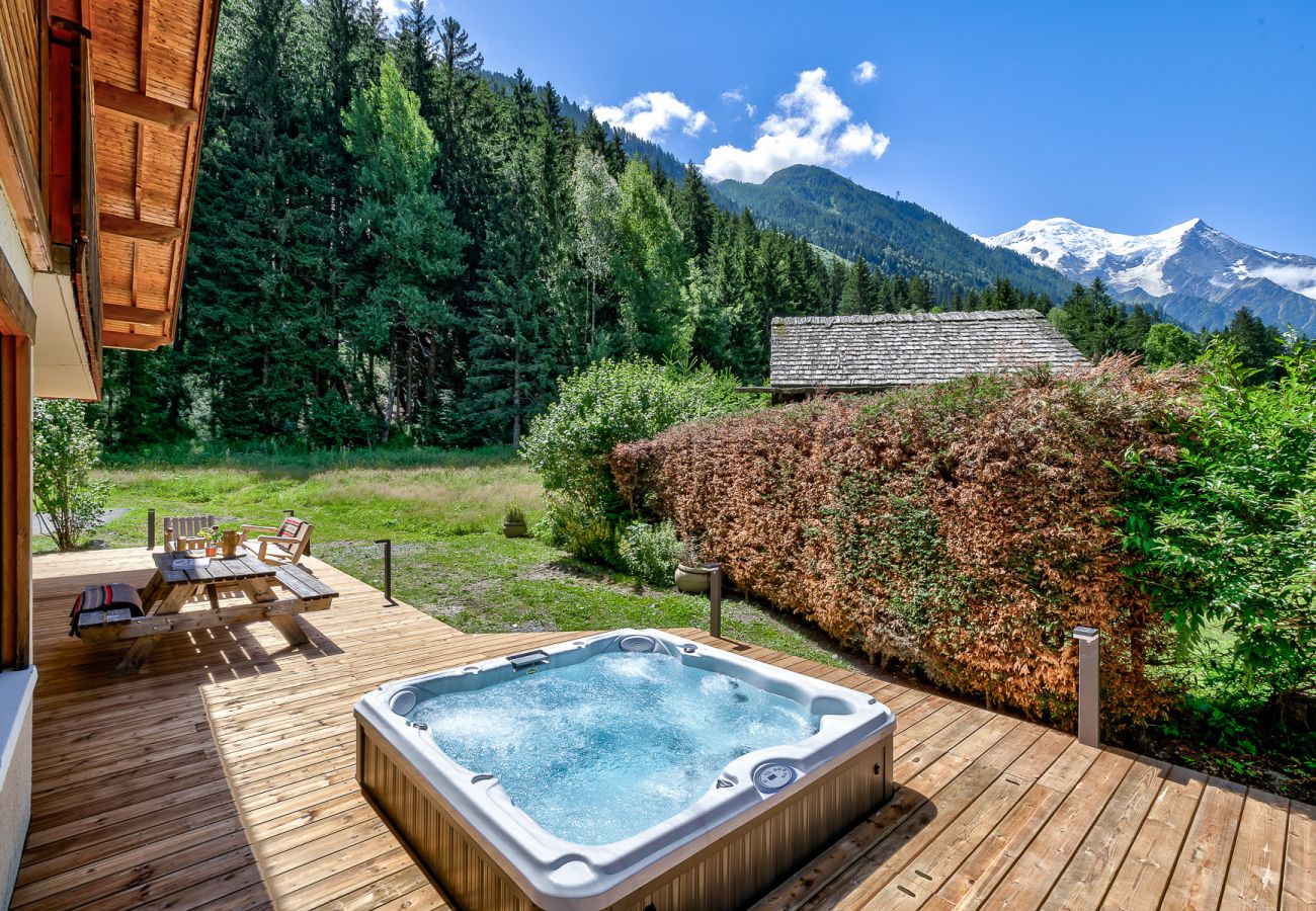 Sunken hot tub a great place to relax summer or winter Chalet Sanaz has a sunken hot tub which is a great place to relax summer or winter