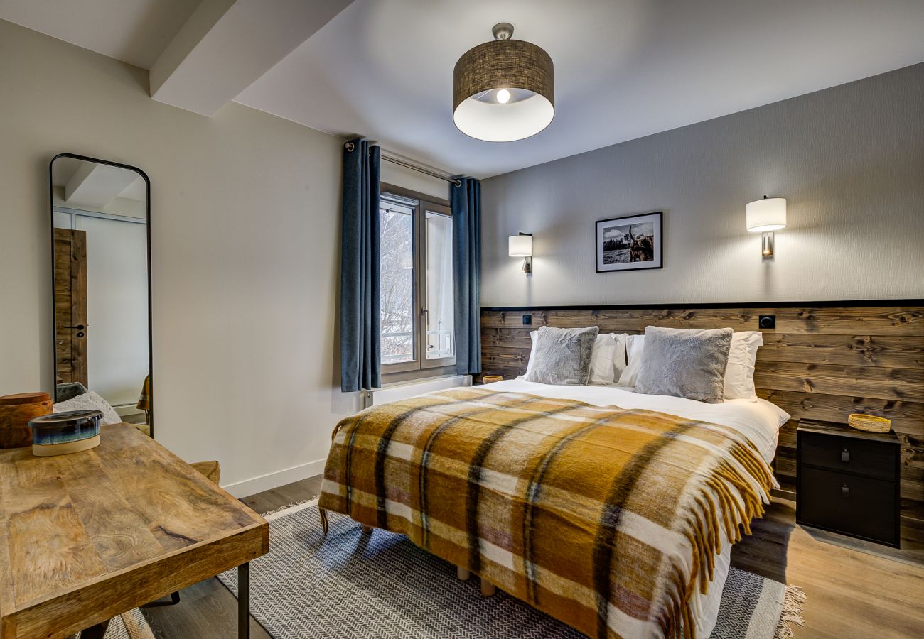 Bedroom 1, flexible double or twin room  Bedroom 1 of White Pearl A32 is a flexible double or twin room