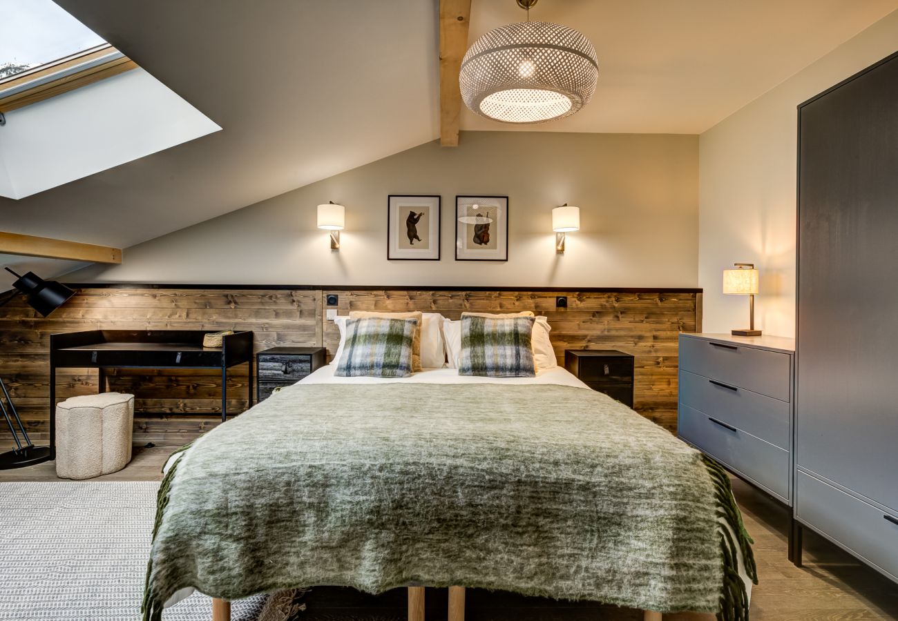 Bedroom 3, flexible double or twin room  Bedroom 3 of White Pearl A32 is a flexible double or twin room