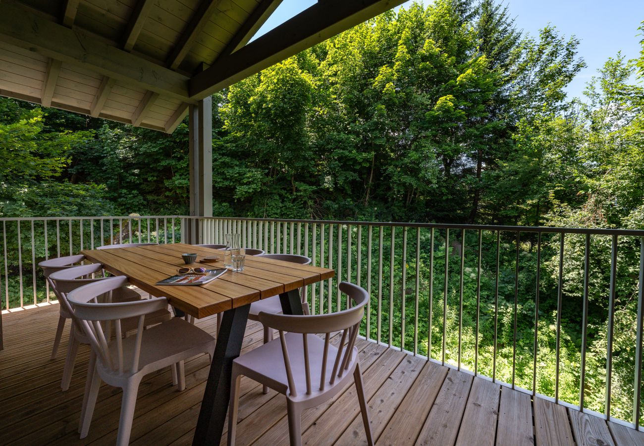 Outdoor dining with place for 8 people Outdoor dining with place for 8 people