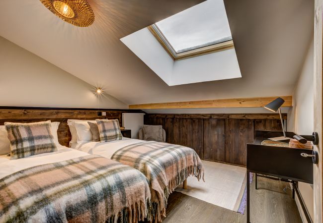 Bedroom 3, flexible double or twin room  Bedroom 3 of White Pearl A34 is a flexible double or twin room