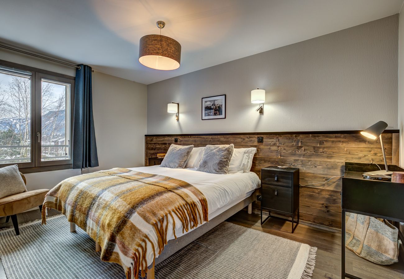 4 bedrooms sleeping up to 8 people   (Bedroom 1 shown)   White Pearl A34 has 4 bedrooms sleeping up to 8 people